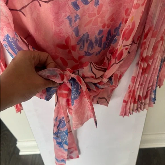 Alice + Olivia Pink Floral Wrap Blouse - Picture 6 of 8